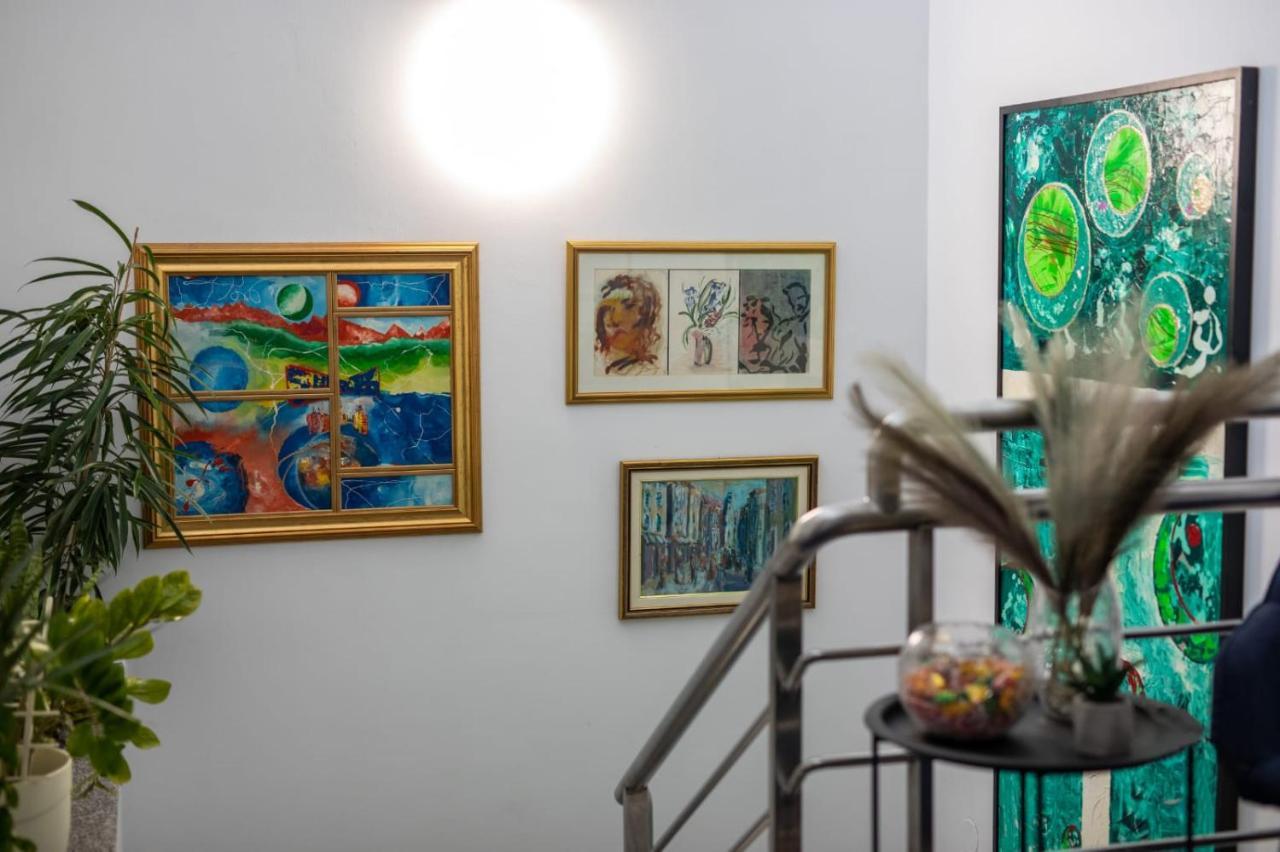 Four Roses Bed & Breakfast Zagreb Bagian luar foto